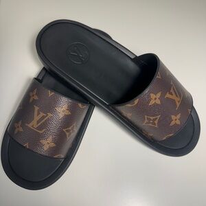 Authentic LV Slides Size 37 / Size 7